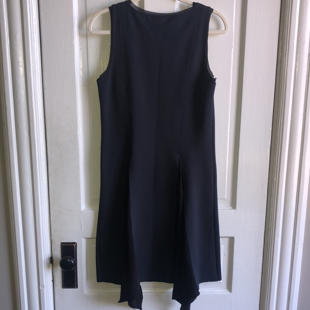 Simply Vera Vera Wang Navy Sleeveless Asymmetric Handkerchief Dress Size Small - Picture 6 of 9